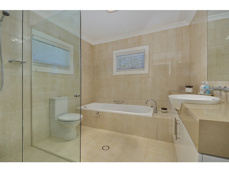 2 Fiona Avenue, Wahroonga NSW 2076