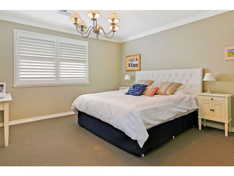 4 Ancona Road, Turramurra NSW 2074