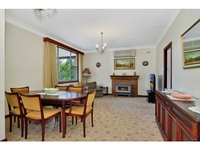 4 Taylor Avenue, Turramurra NSW 2074