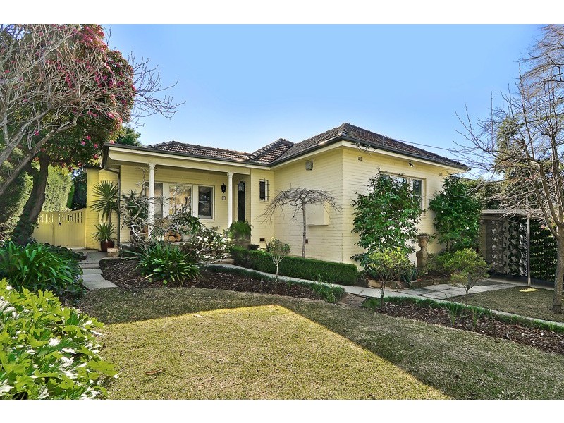 3 Harrington Avenue, Warrawee NSW 2074