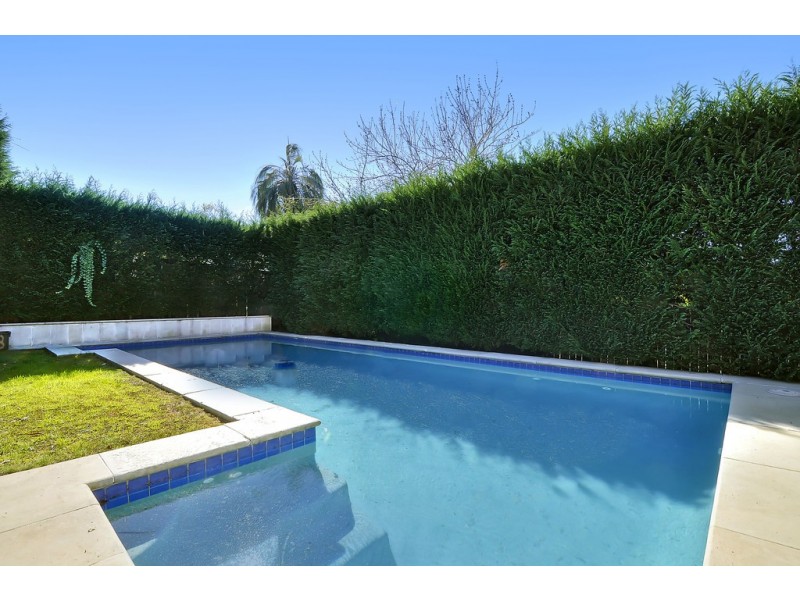 3 Harrington Avenue, Warrawee NSW 2074