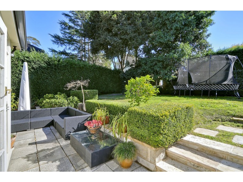 3 Harrington Avenue, Warrawee NSW 2074