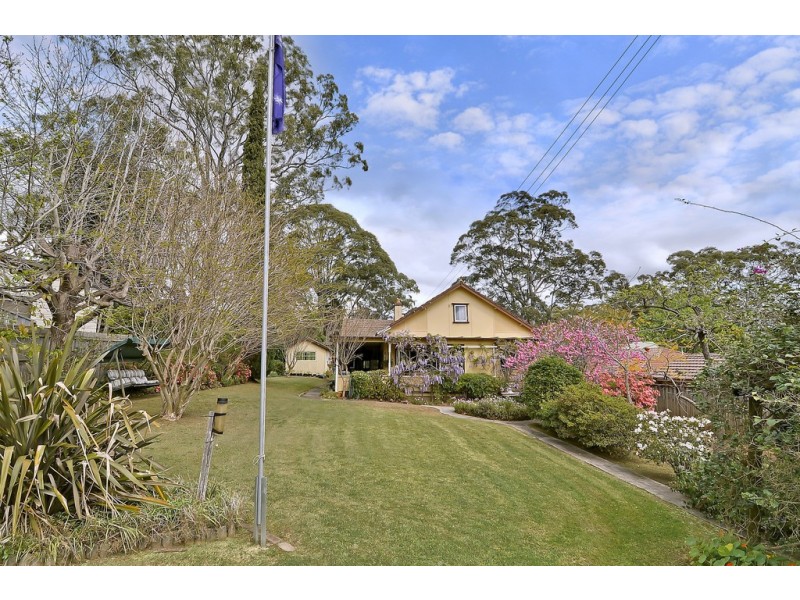 25 EDWARDS ROAD, Wahroonga NSW 2076