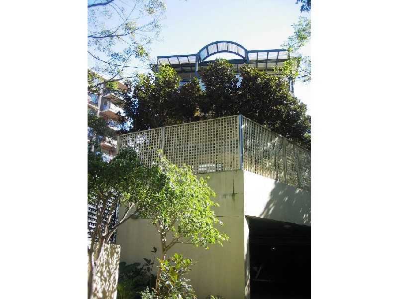 2/176 Old South Head Road, Bondi NSW 2026