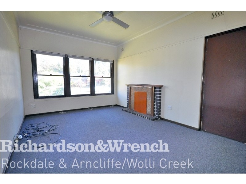 266 Lower West Street, Carlton NSW 2218