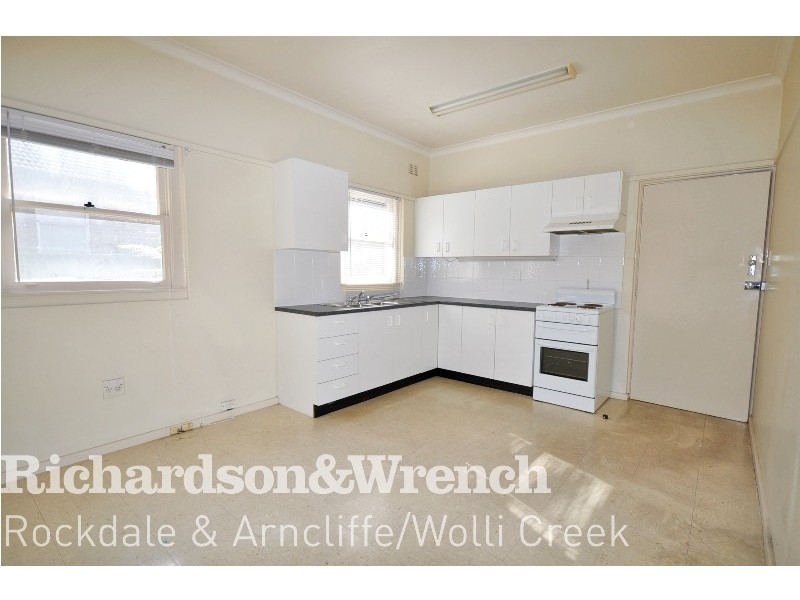 266 Lower West Street, Carlton NSW 2218