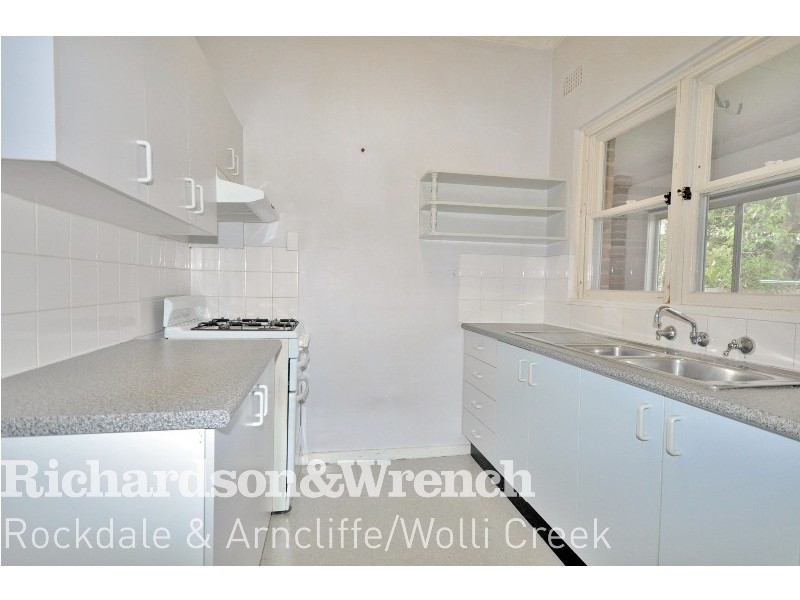 28 Margaret Street, Kingsgrove NSW 2208