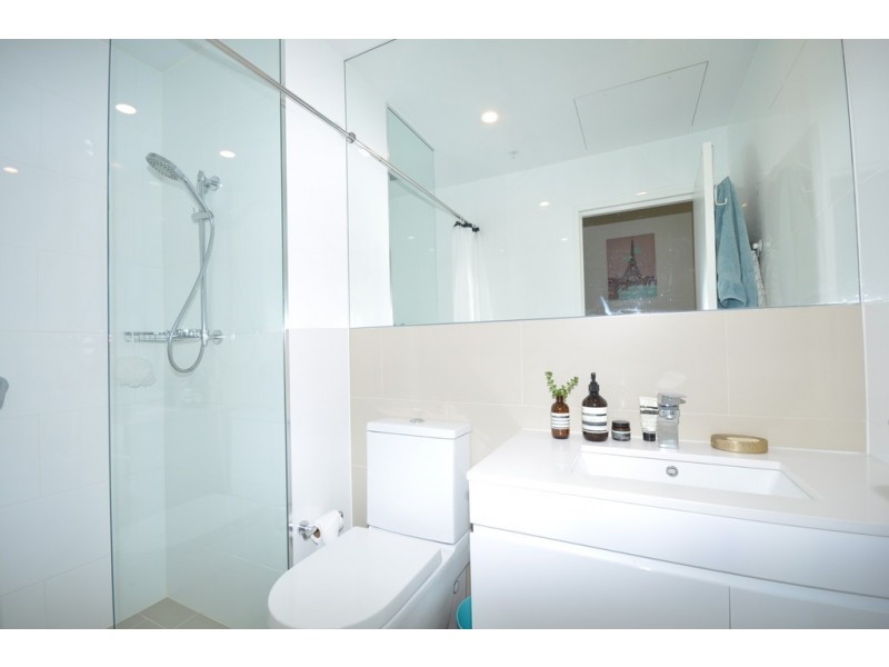 610/2 Discovery Point Place, Wolli Creek NSW 2205