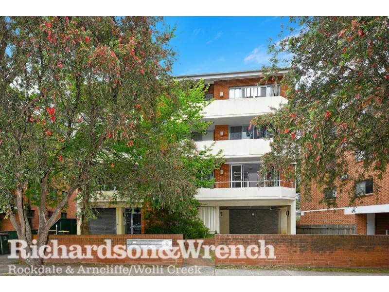 2/33 The Strand, Rockdale NSW 2216