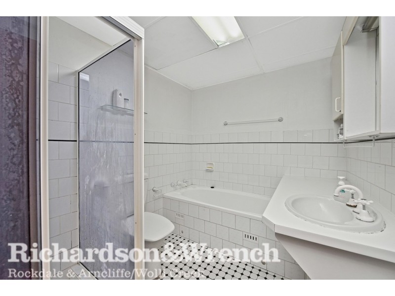 2/33 The Strand, Rockdale NSW 2216