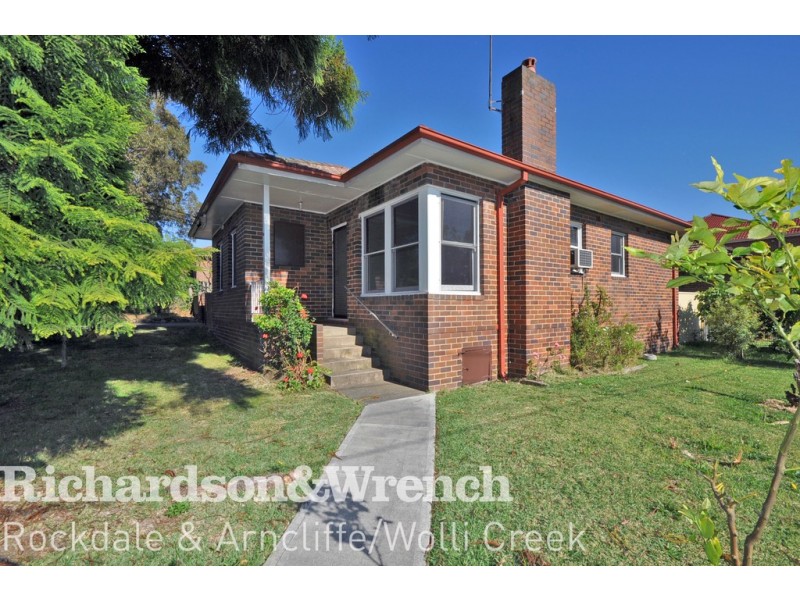 18 Rayment Avenue, Kingsgrove NSW 2208