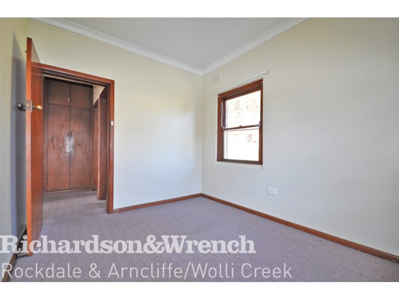 18 Rayment Avenue, Kingsgrove NSW 2208