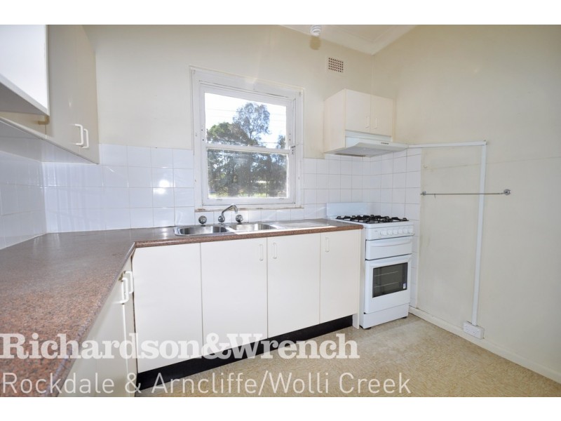 18 Rayment Avenue, Kingsgrove NSW 2208