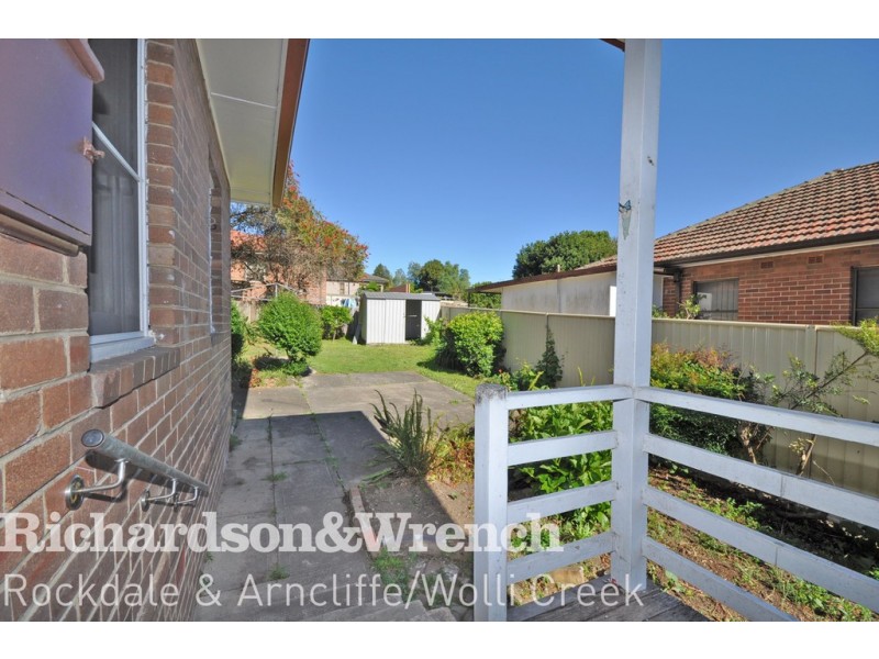 18 Rayment Avenue, Kingsgrove NSW 2208