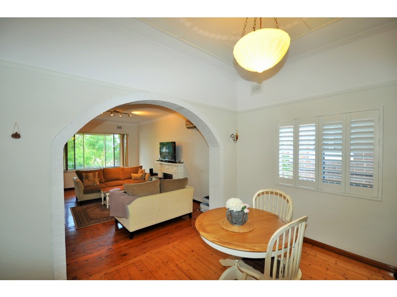 44 Belemba Avenue, Roselands NSW 2196