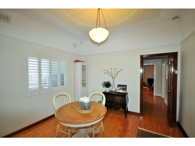 44 Belemba Avenue, Roselands NSW 2196