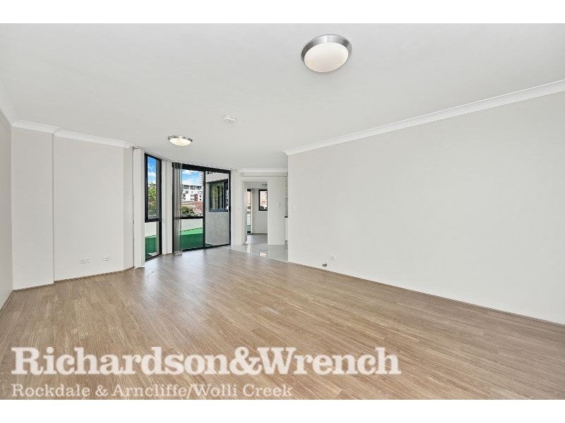 2/1-5a The Avenue, Hurstville NSW 2220