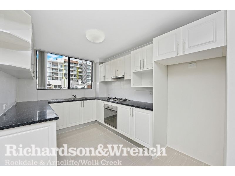 2/1-5a The Avenue, Hurstville NSW 2220