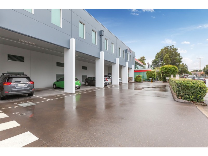 6 The Crescent, Kingsgrove NSW 2208