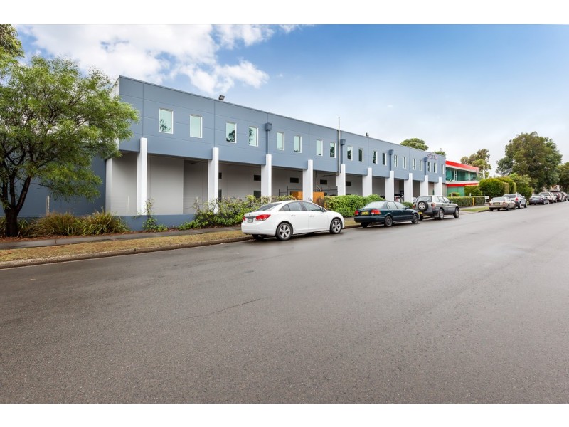 6 The Crescent, Kingsgrove NSW 2208