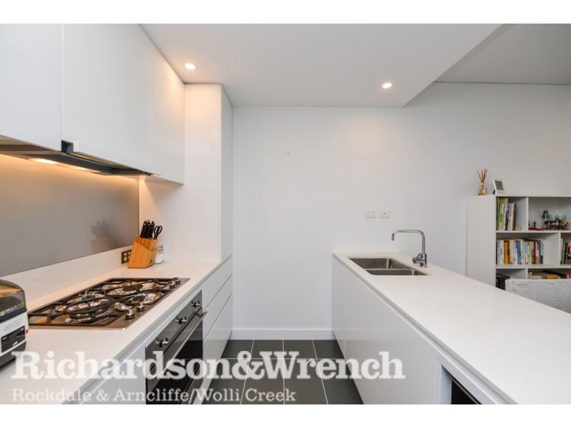 706/2 Chisholm Street, Wolli Creek NSW 2205