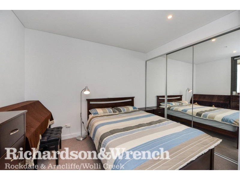 706/2 Chisholm Street, Wolli Creek NSW 2205