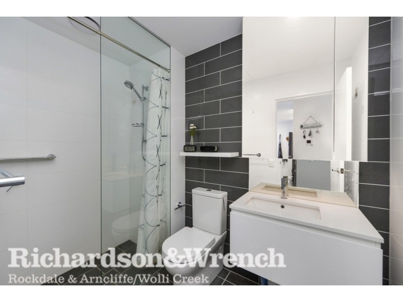 706/2 Chisholm Street, Wolli Creek NSW 2205