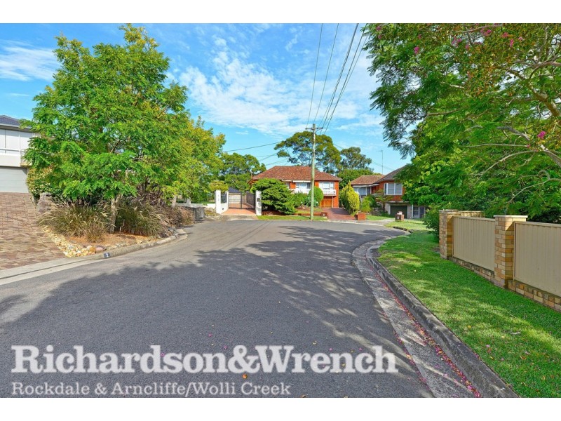 6 Park View Grove, Blakehurst NSW 2221