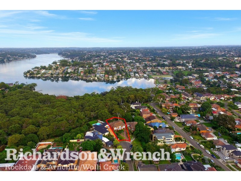 6 Park View Grove, Blakehurst NSW 2221