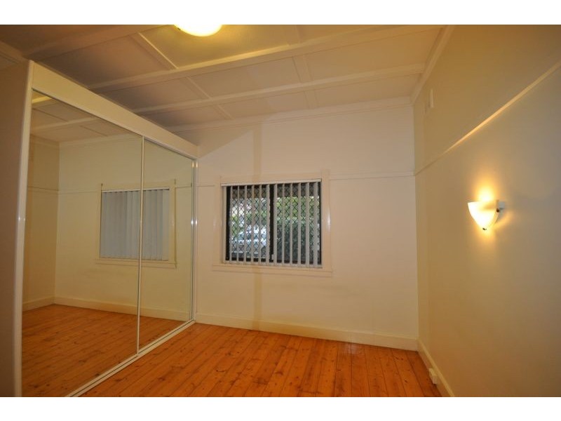 16 Banksia Avenue, Banksia NSW 2216