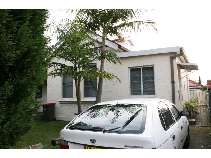 2/229 Forest Road, Arncliffe NSW 2205