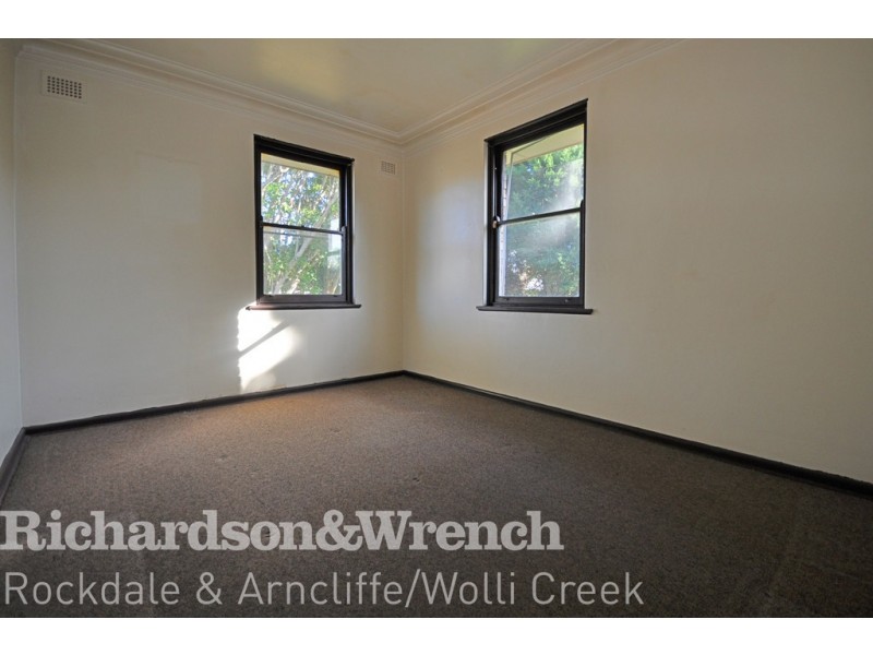 6 Warwick Street, Hurstville NSW 2220