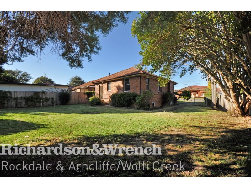 6 Warwick Street, Hurstville NSW 2220