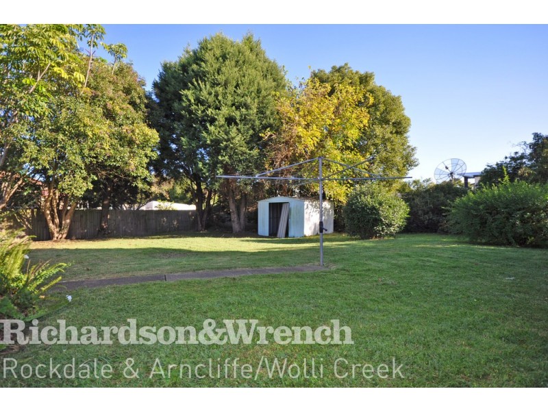 6 Warwick Street, Hurstville NSW 2220