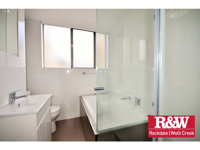1/274-276 King Georges Road, Roselands NSW 2196