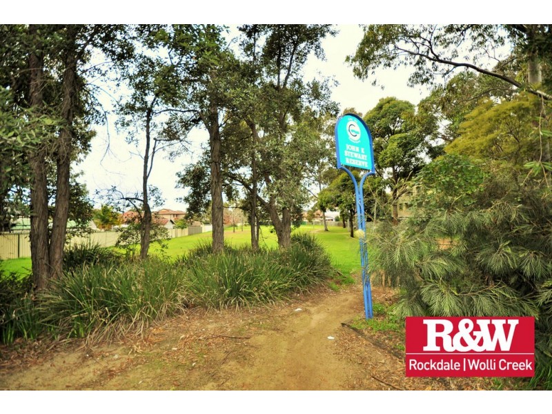 1/274-276 King Georges Road, Roselands NSW 2196