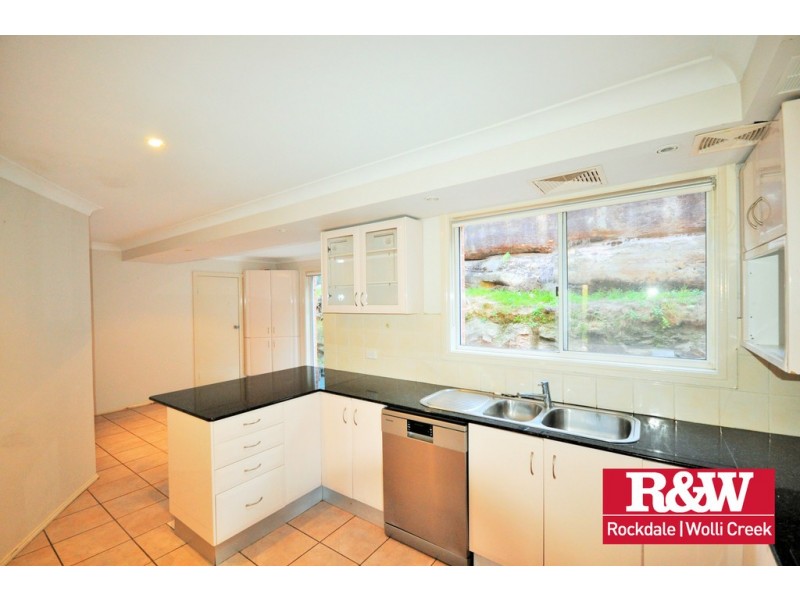 3 Nullabor Place, Yarrawarrah NSW 2233