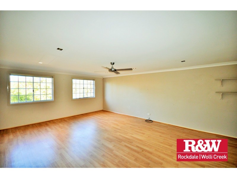 3 Nullabor Place, Yarrawarrah NSW 2233