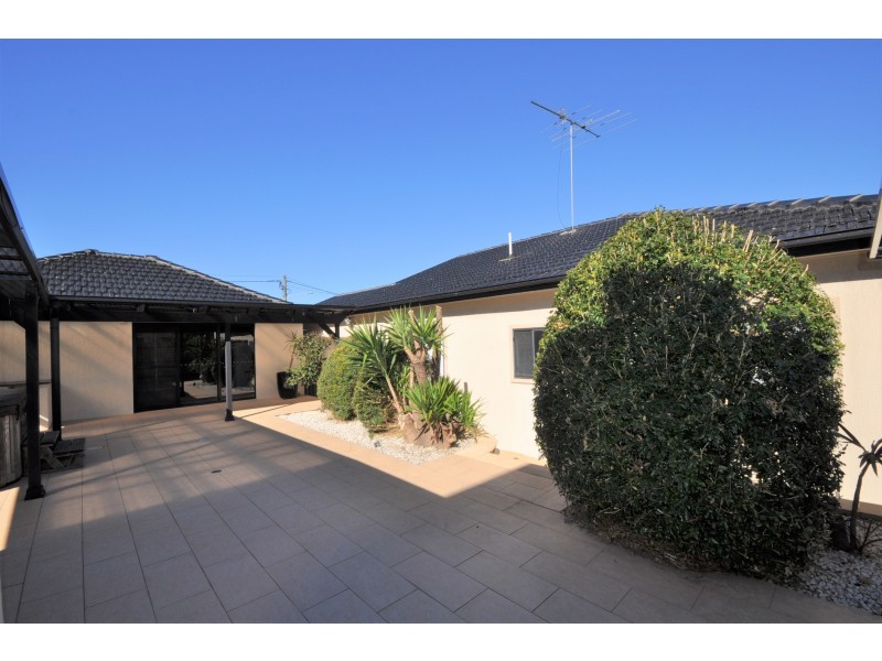 41a Segenhoe Street, Arncliffe NSW 2205