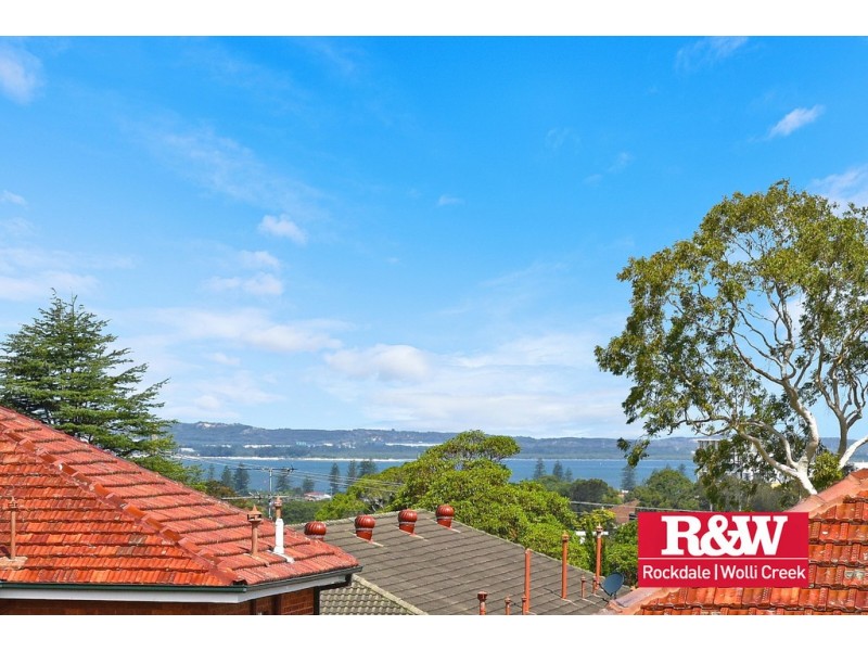 2/38 Monomeeth Street, Bexley NSW 2207