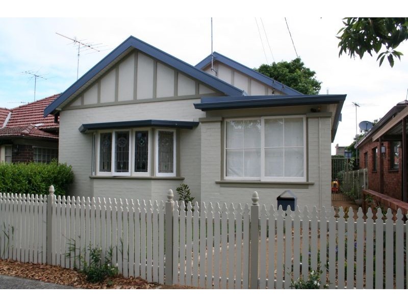 16 Bowmer Street, Banksia NSW 2216