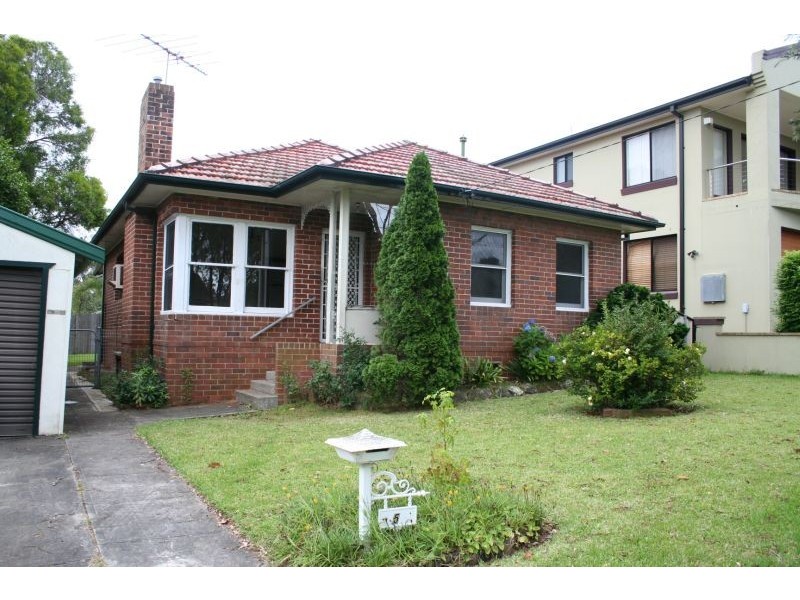 5 Low Street, Hurstville NSW 2220