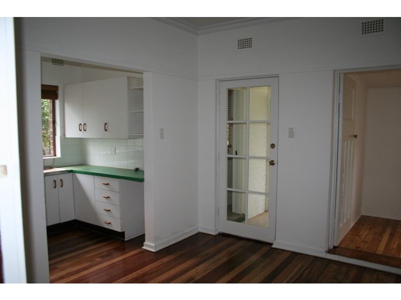 5 Low Street, Hurstville NSW 2220