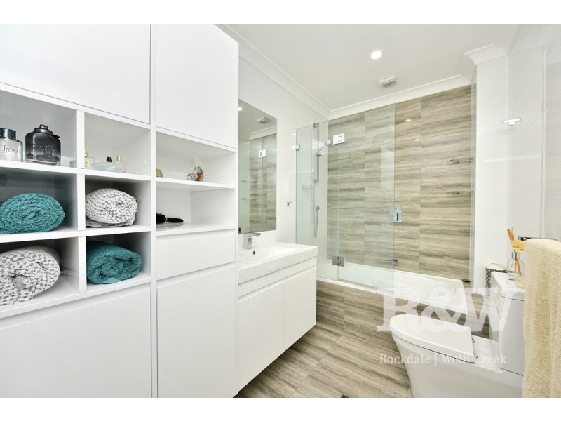 12/6-10 Mill Street, Carlton NSW 2218