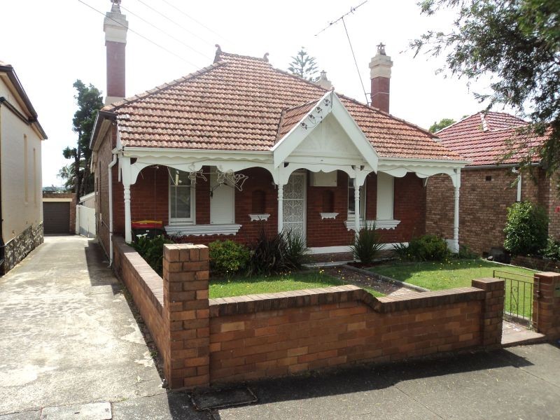 120 Harrow Road, Bexley NSW 2207