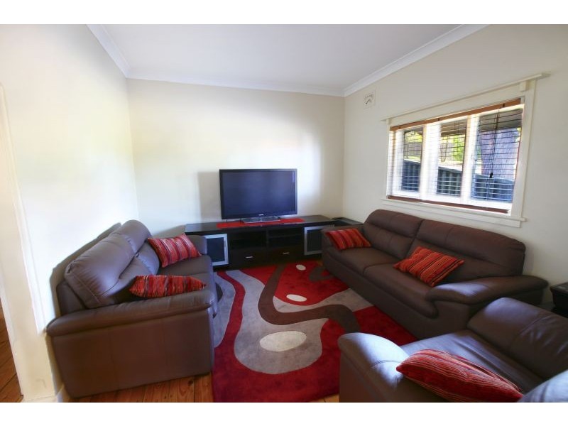 144 Woids Avenue, Carlton NSW 2218