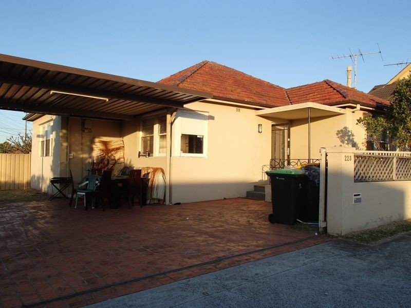 223 Stoney Creek Road, Hurstville NSW 2220