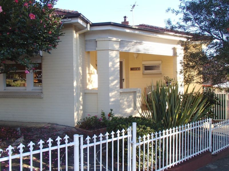 21 Henderson Road, Bexley NSW 2207