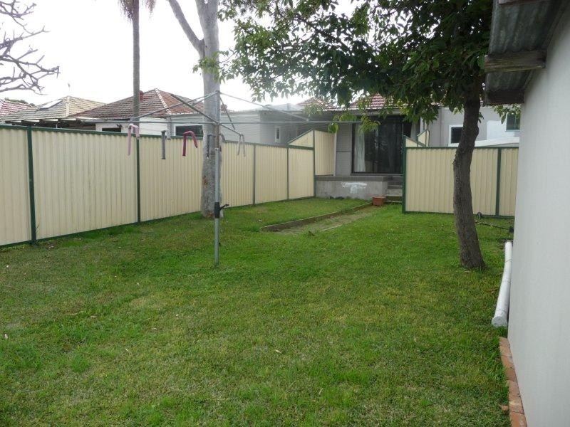 6 Brooklyn Street, Tempe NSW 2044