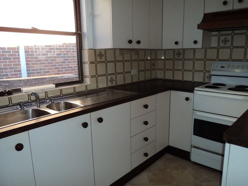 6 Aveling Street, Blakehurst NSW 2221